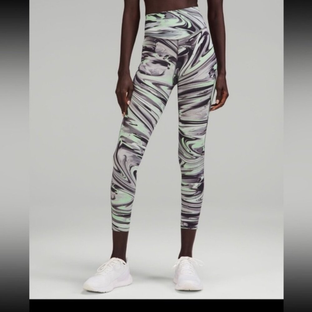 🆕 lululemon Base Pace HR Tight 25”‎